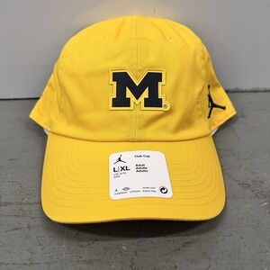 Nike Air Jordan Michigan Wolverine Football‎ Team Issued Field Hat Size L/XL